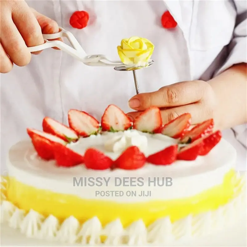 4pcs Cake Decorating Tools Set