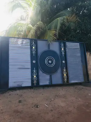 Executive Galvanized Stainless Main Gate