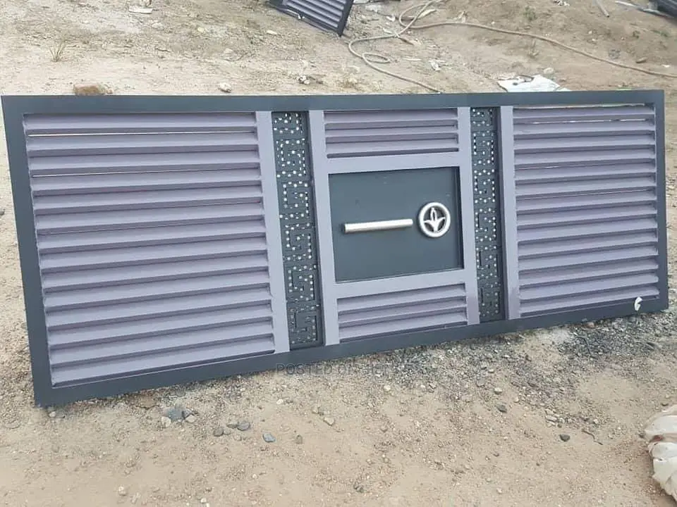 Executive Galvanized Stainless Main Gate