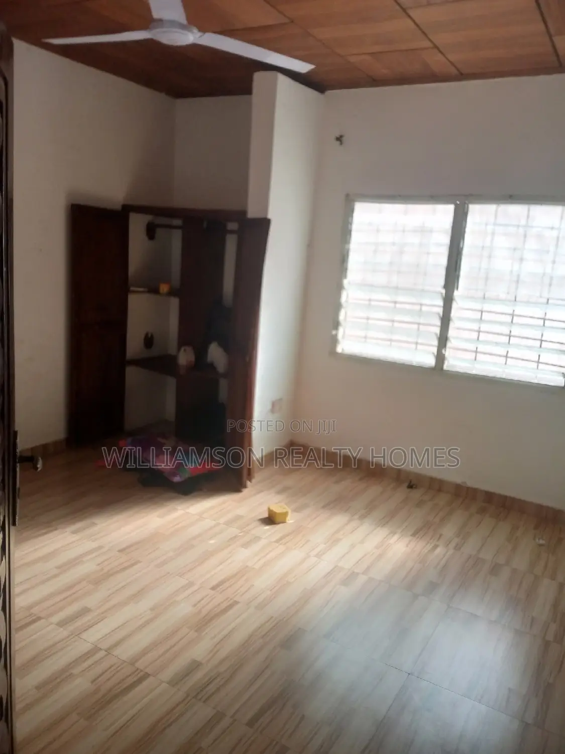 3bdrm House in Community 18, Spintex for rent