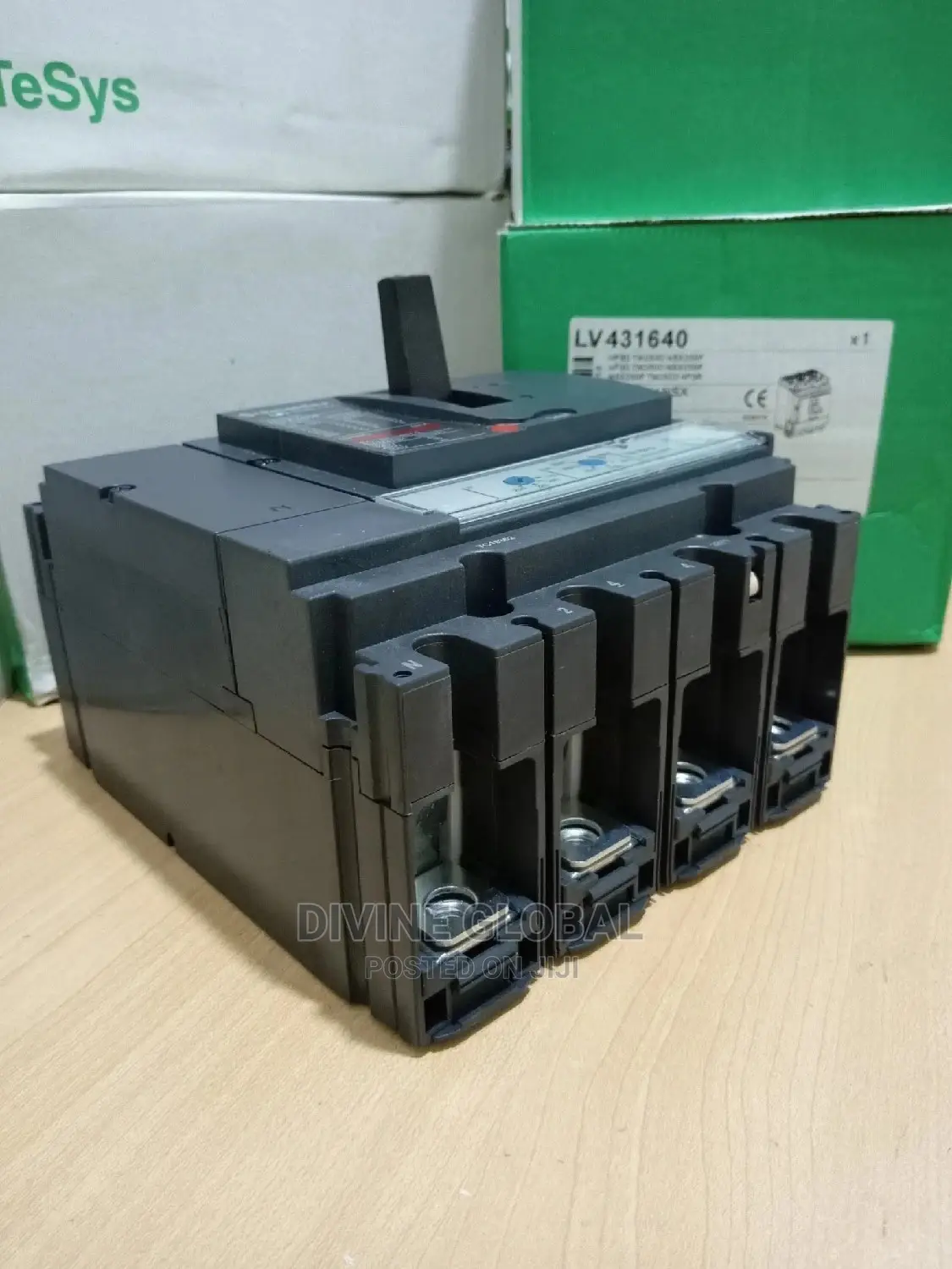 250a Schneider 4pole Circuit Breaker