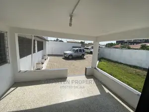 5bdrm House in Nyaniba Estate, Osu for Rent