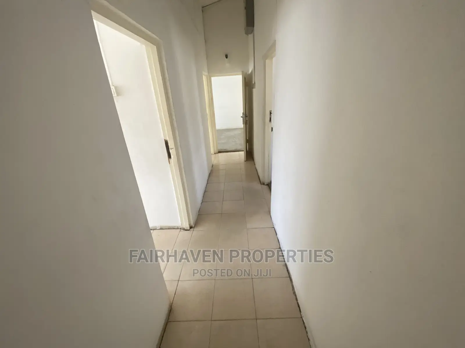 5bdrm House in Nyaniba Estate, Osu for Rent