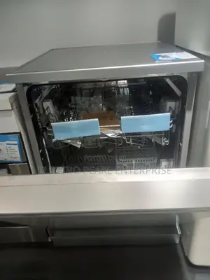 Midea Free Standing Dishwasher