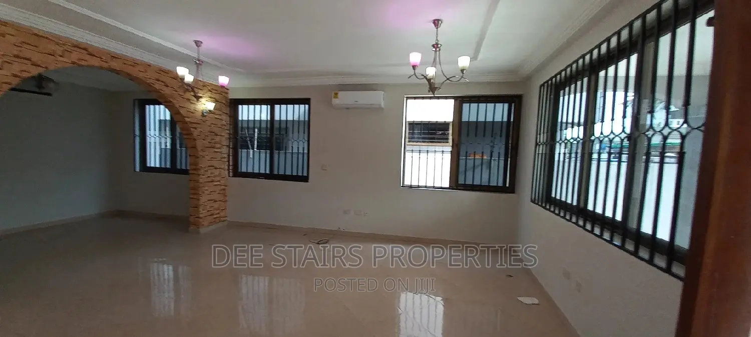 4bdrm House in Tsse Addo Behinde for Rent