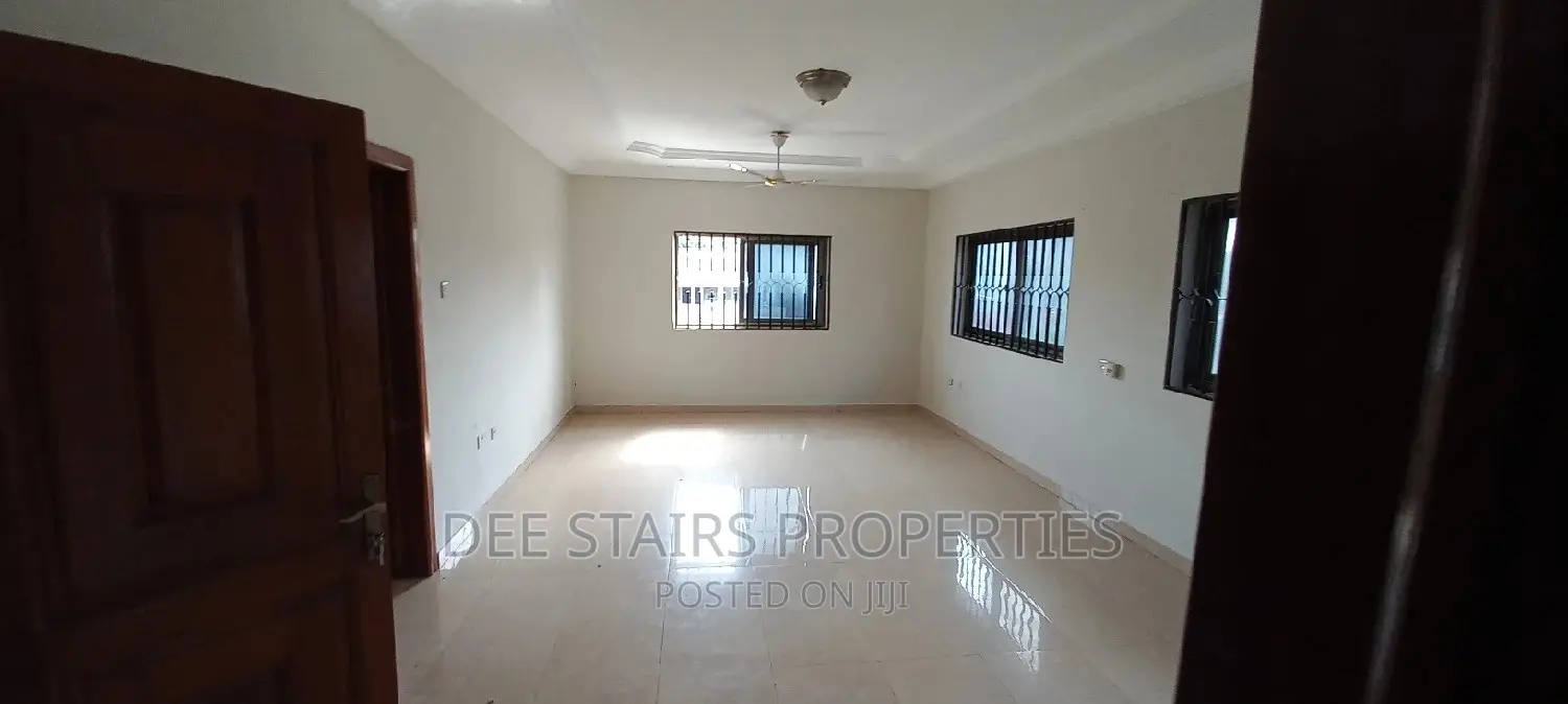 4bdrm House in Tsse Addo Behinde for Rent