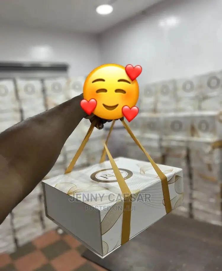 Classy Paper Bags and Boxes
