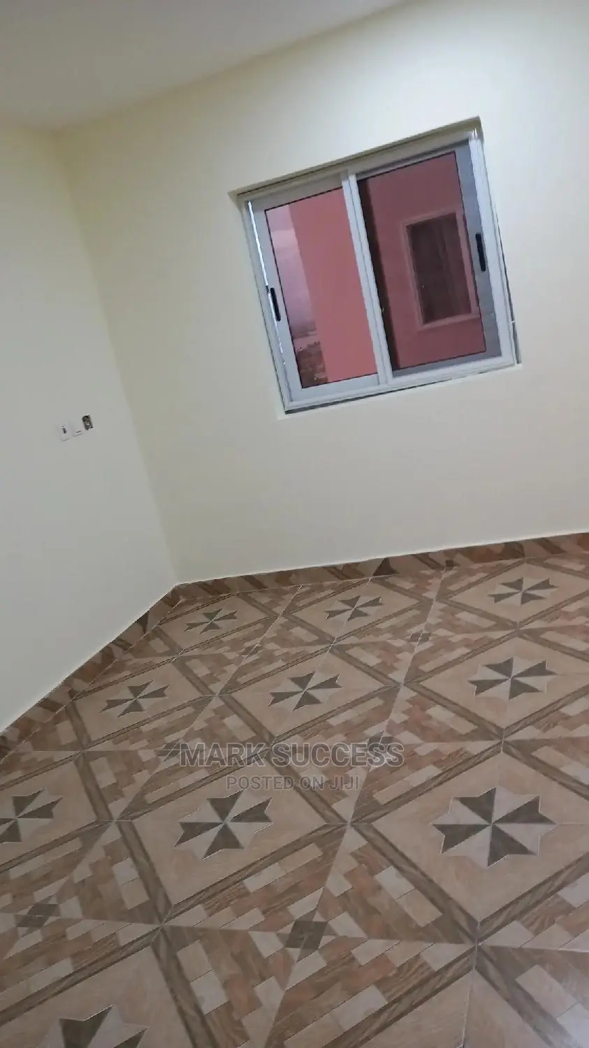 1bdrm Apartment in Toll Booth for rent