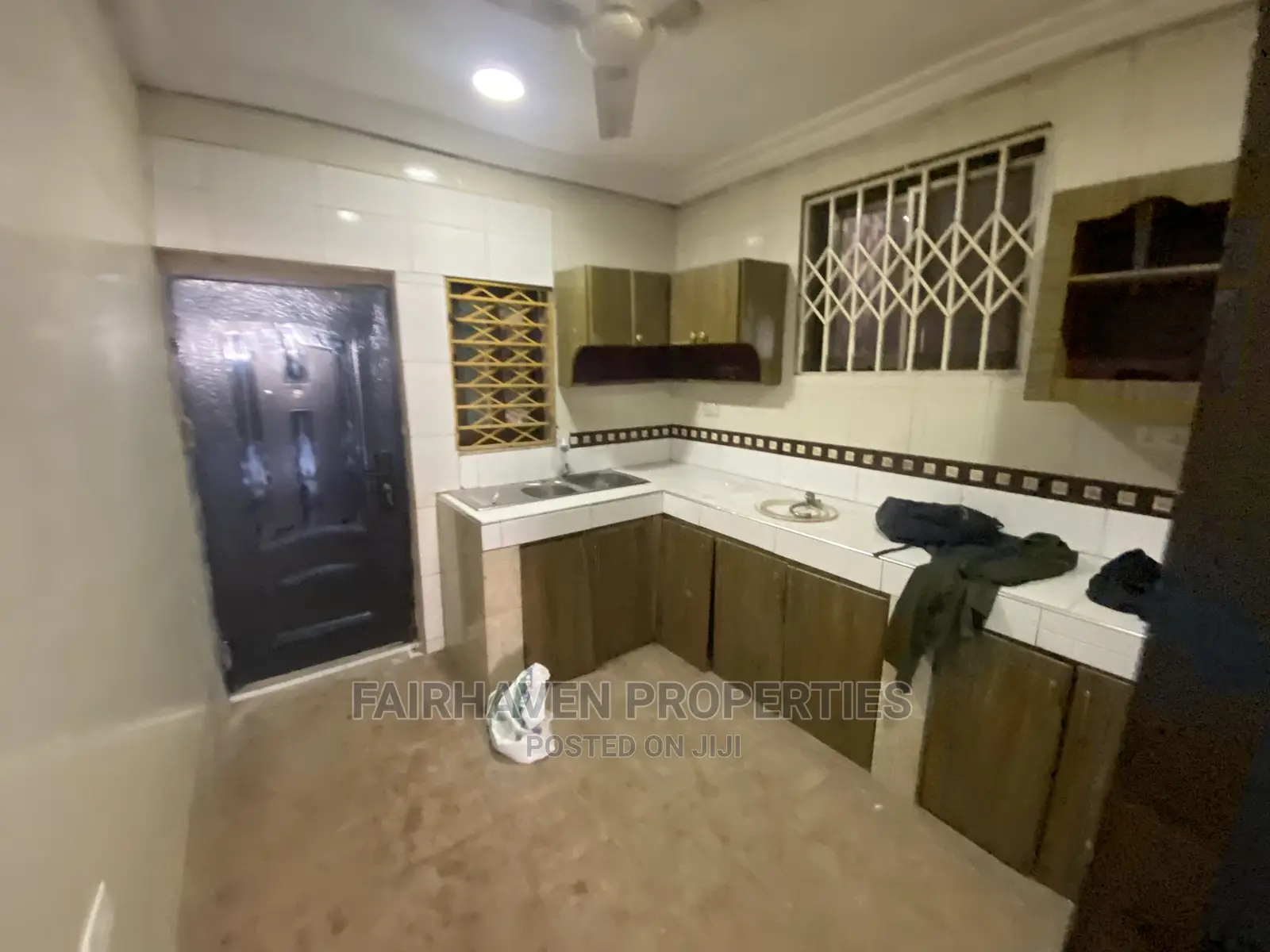 2bdrm Apartment in Tseaddo, Airport Residential Area for Rent