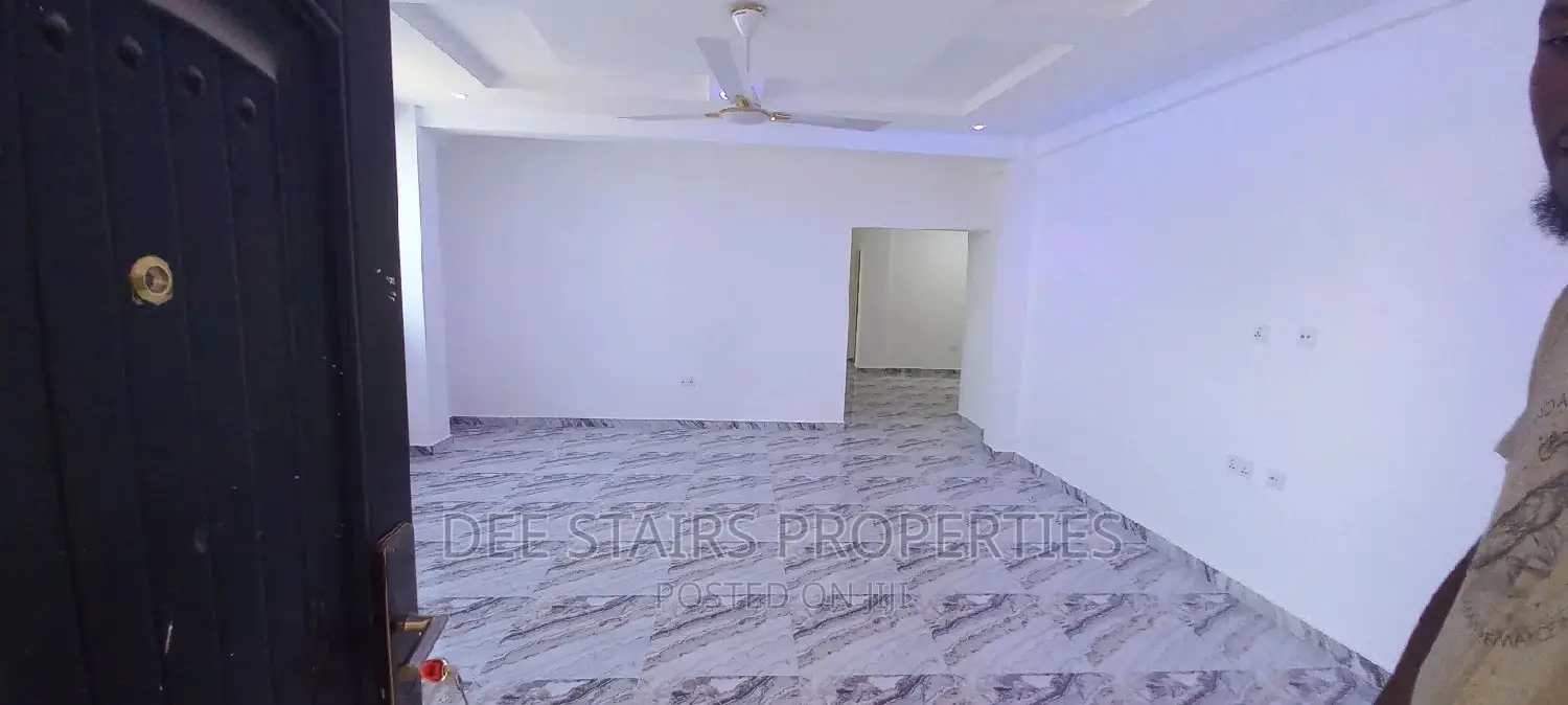 3bdrm Apartment in Tsseaddo Behinde for rent