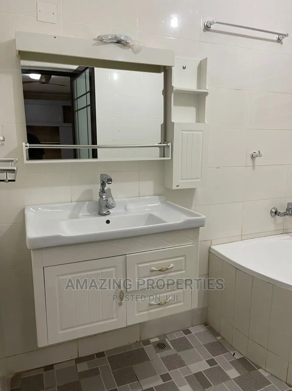 3bdrm House in Spintex for Rent