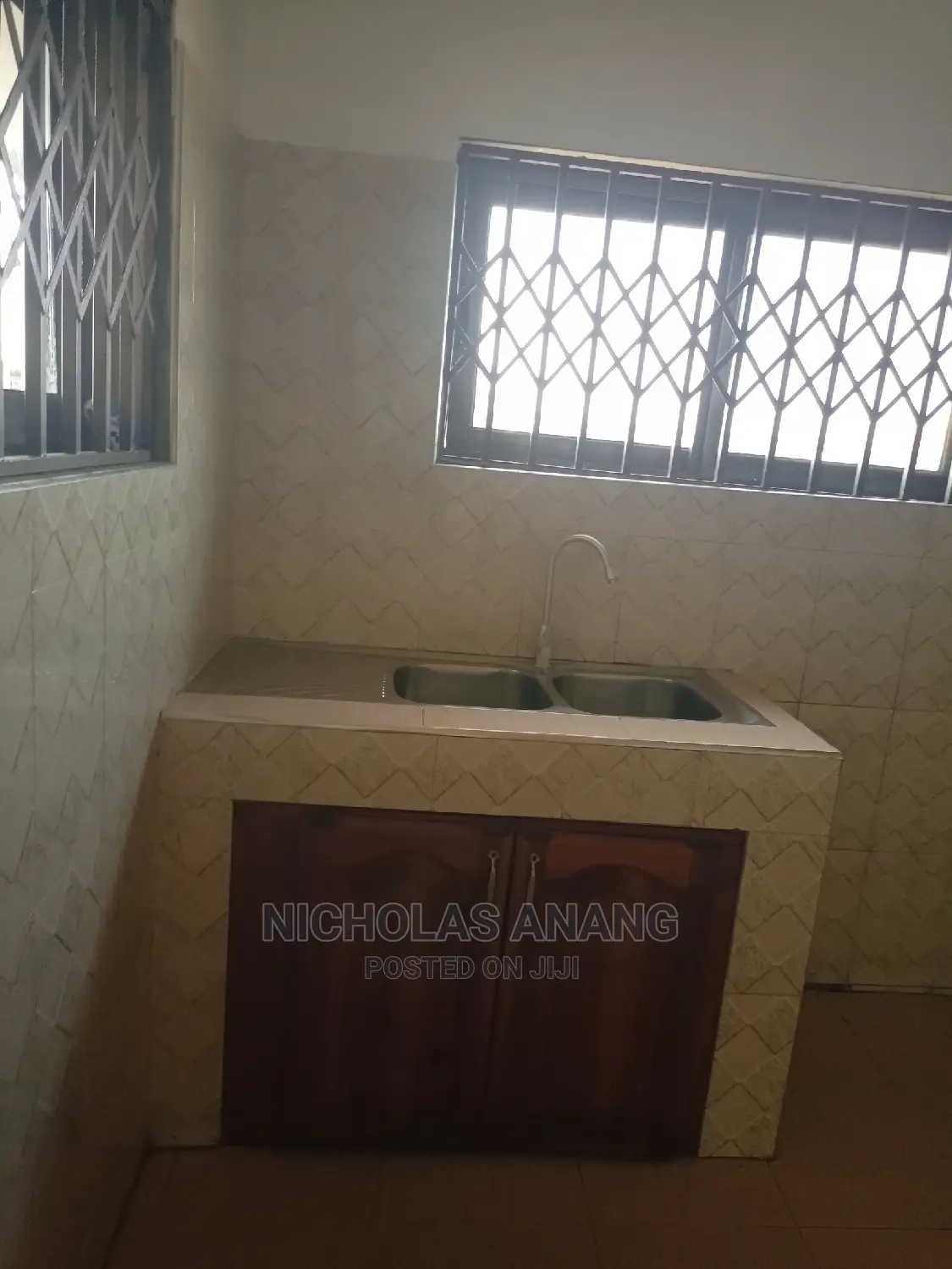 2bdrm Apartment in Dorns Properties, New Town for Rent