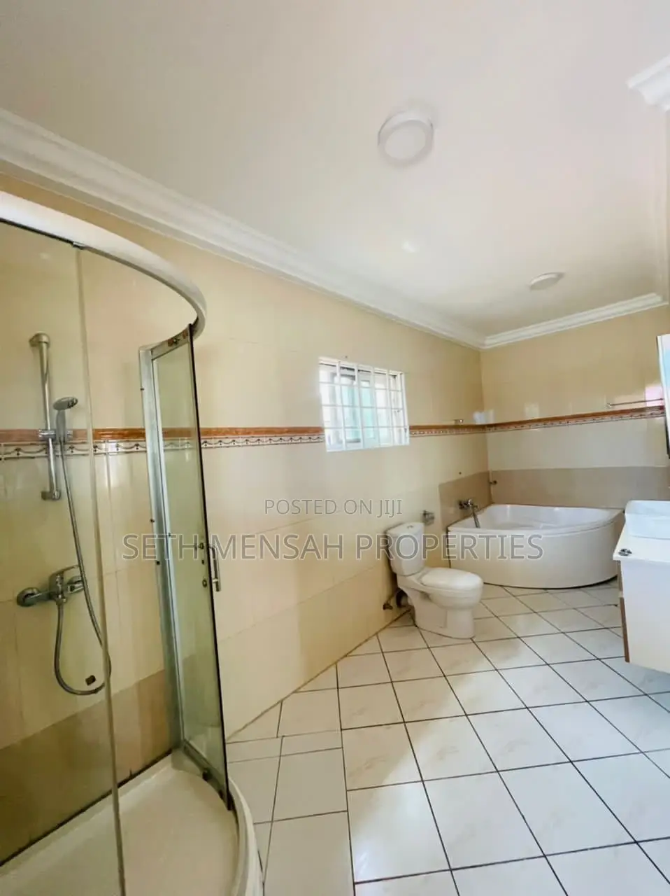 4bdrm House in Skm, Adjiriganor for Rent
