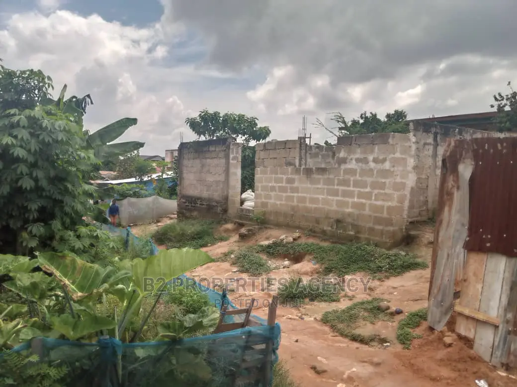 4bdrm House in B2 Properties Agency, Kumasi Metropolitan for sale