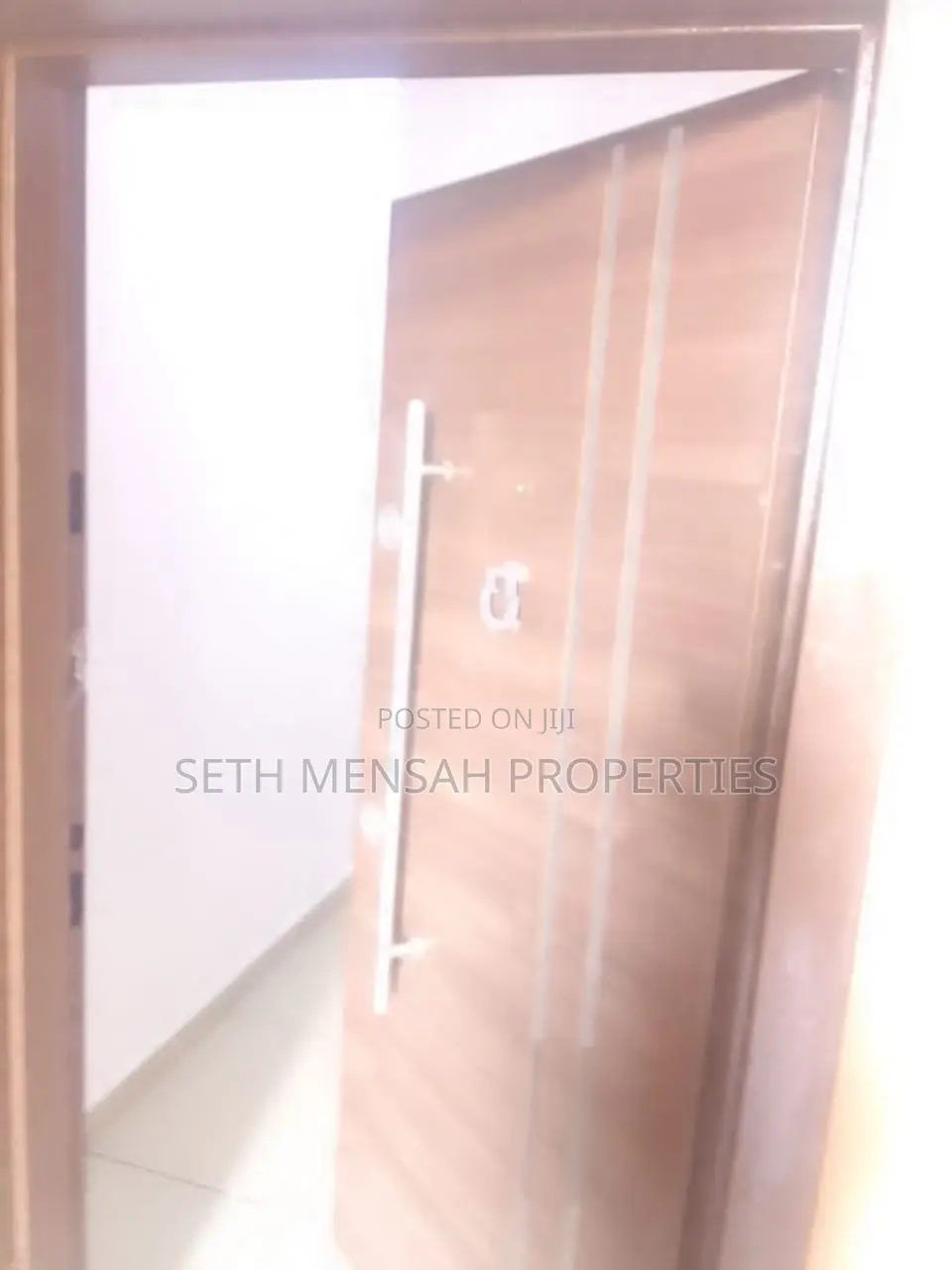 Furnished 3bdrm Apartment in Skm, US Embassy Area for Sale