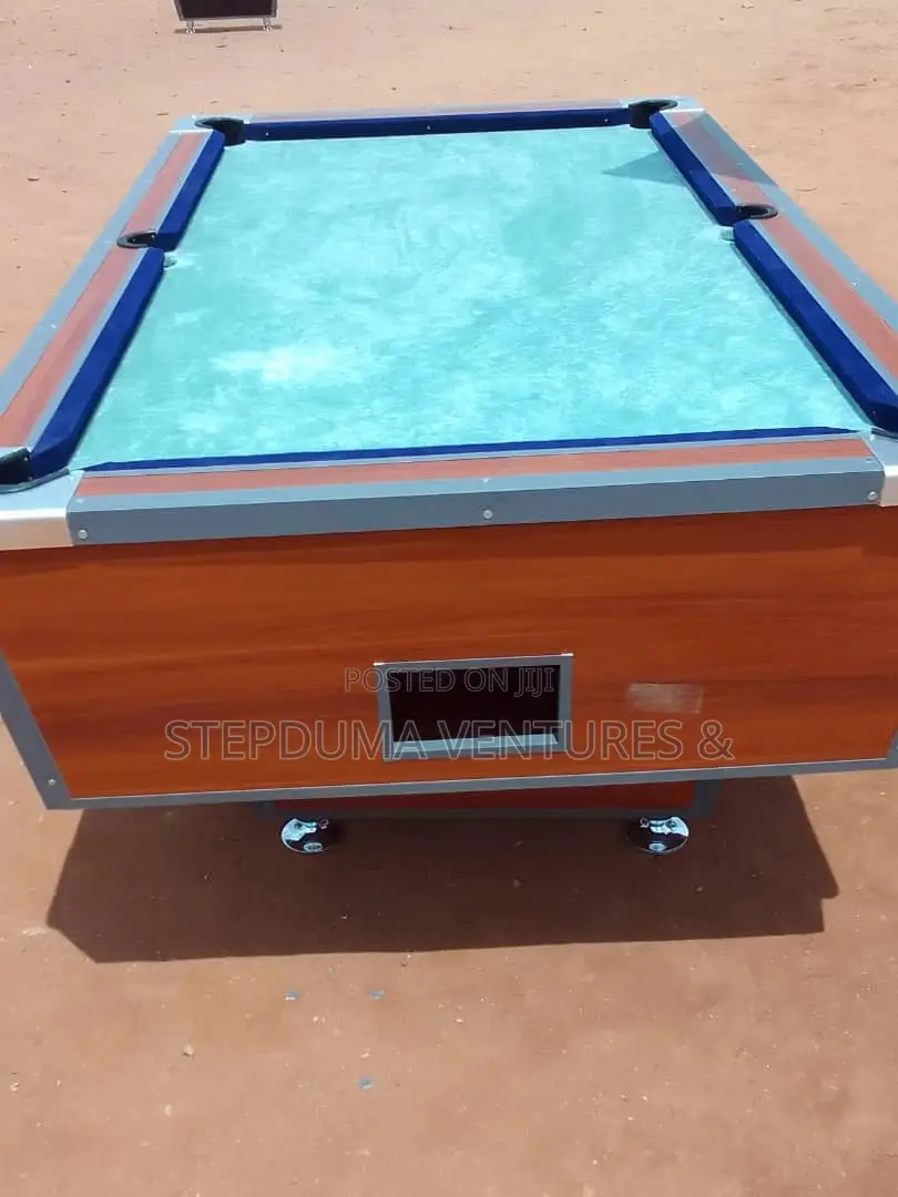 Token Coins Operating Snooker Machine