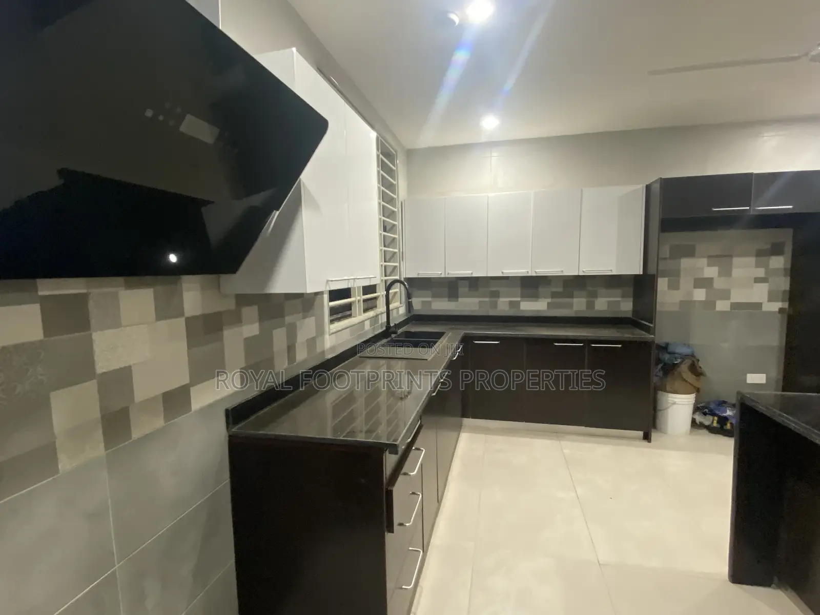 4bdrm House in Ashaley Botwe for rent