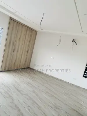3bdrm House in Skm, Ashaley Botwe for Sale