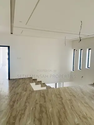3bdrm House in Skm, Ashaley Botwe for Sale