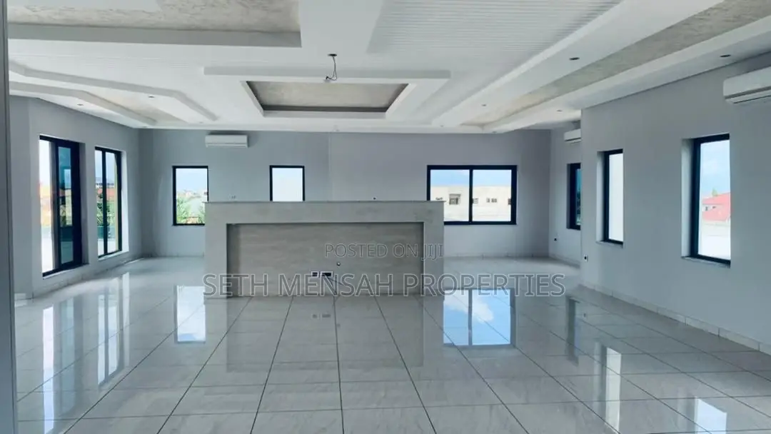 5bdrm Mansion in Skm Property, East Legon for Sale