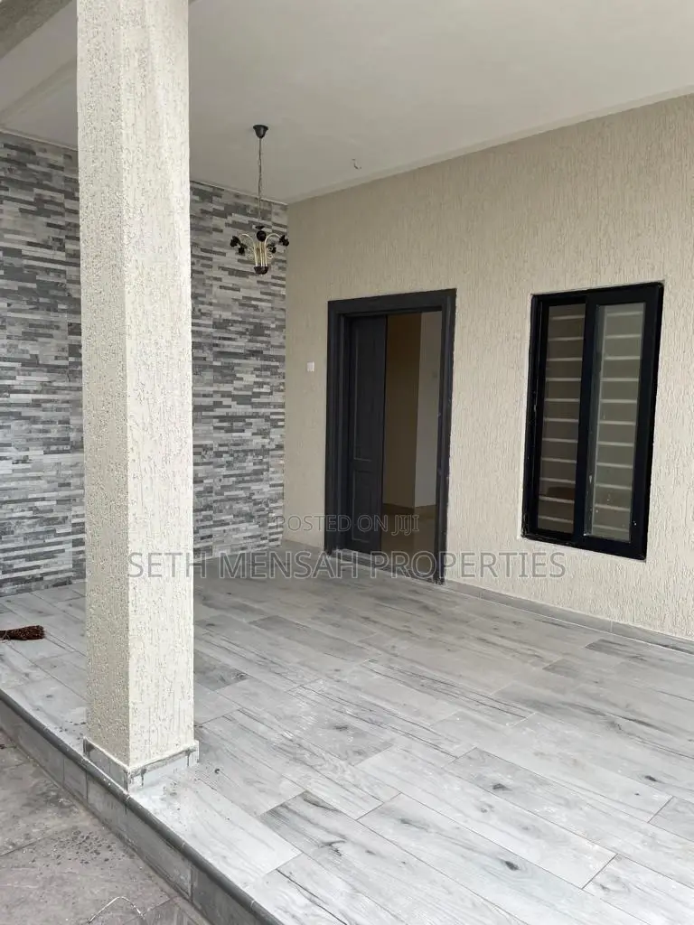 4bdrm House in Skm Property, Spintex for Sale