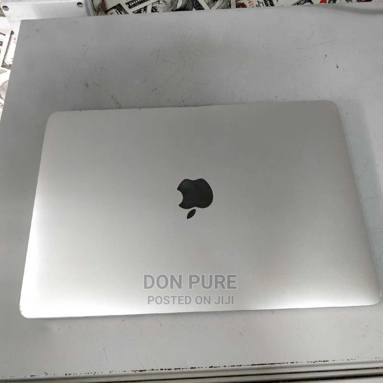 Macbook Pro 2020 Screen Forsale