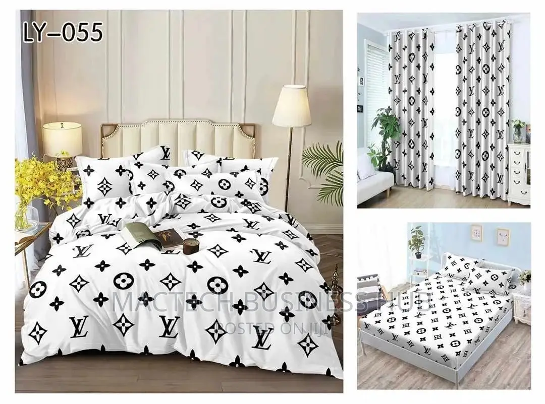 Bedsheet With Curtains