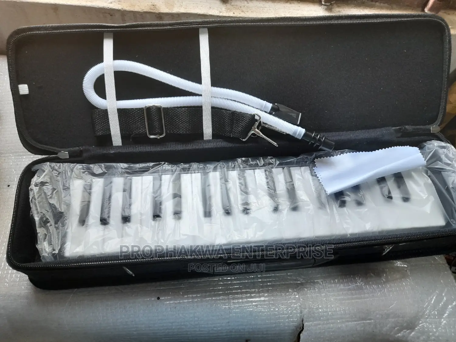 Melodica 37 Keys
