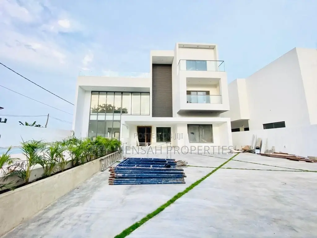 5bdrm House in Skm Property 5, Adjiriganor for Sale