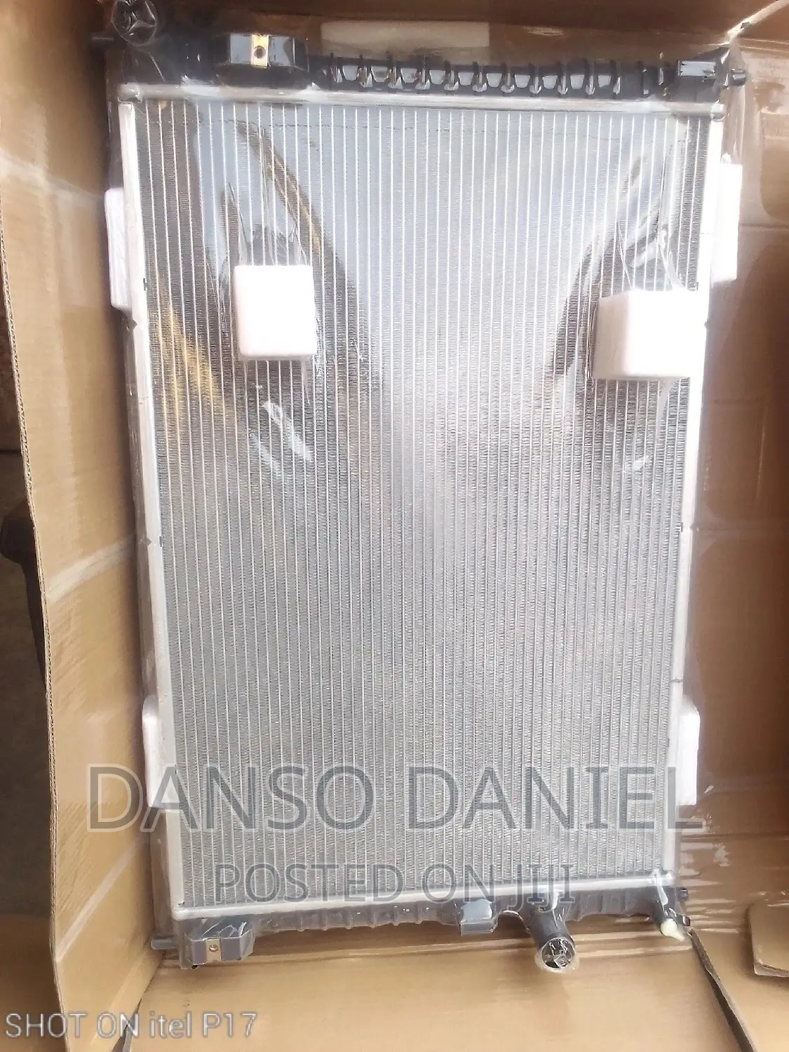 Ford Explorer Radiator Tank