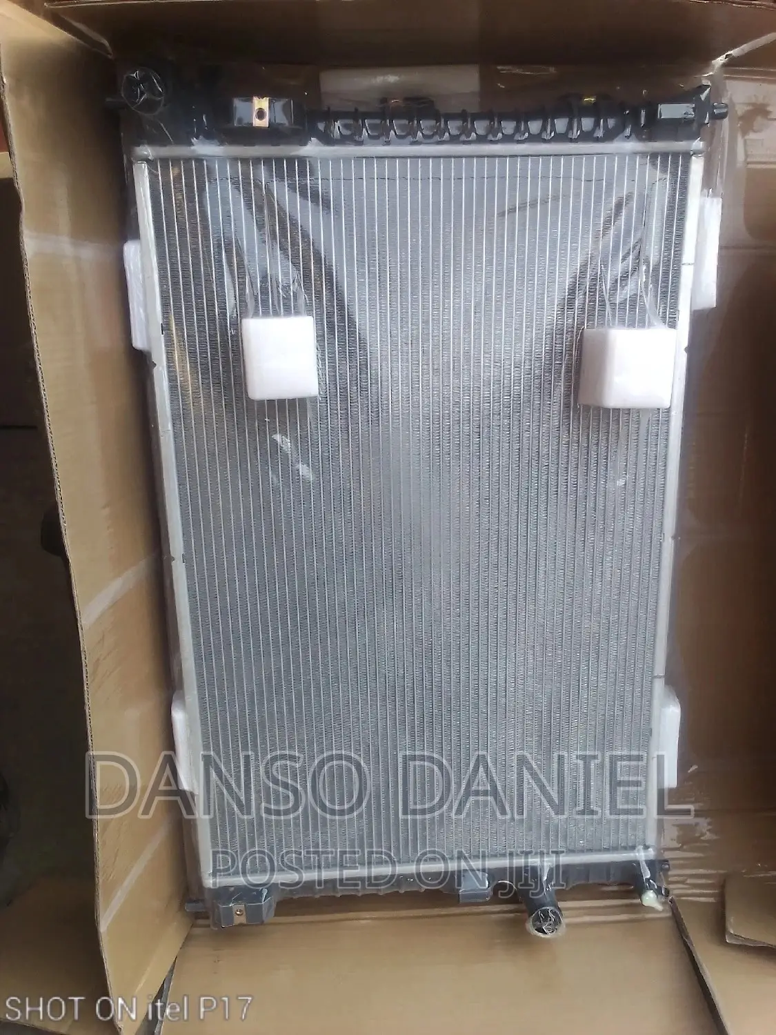 Ford Explorer Radiator Tank