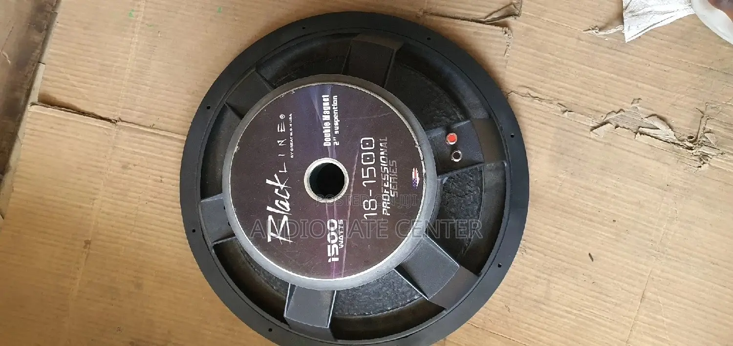 Black Line Naked Speaker