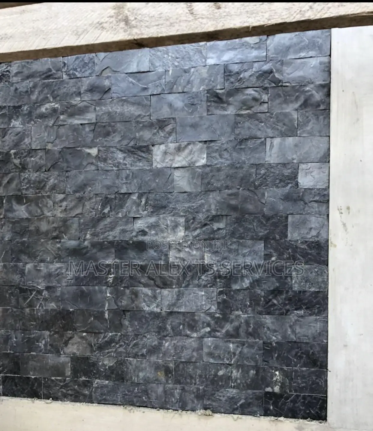 Expert Cutting Stone Layers