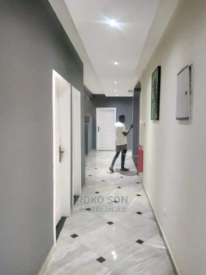 5bdrm Mansion in Dr Roko, Pokuase for sale