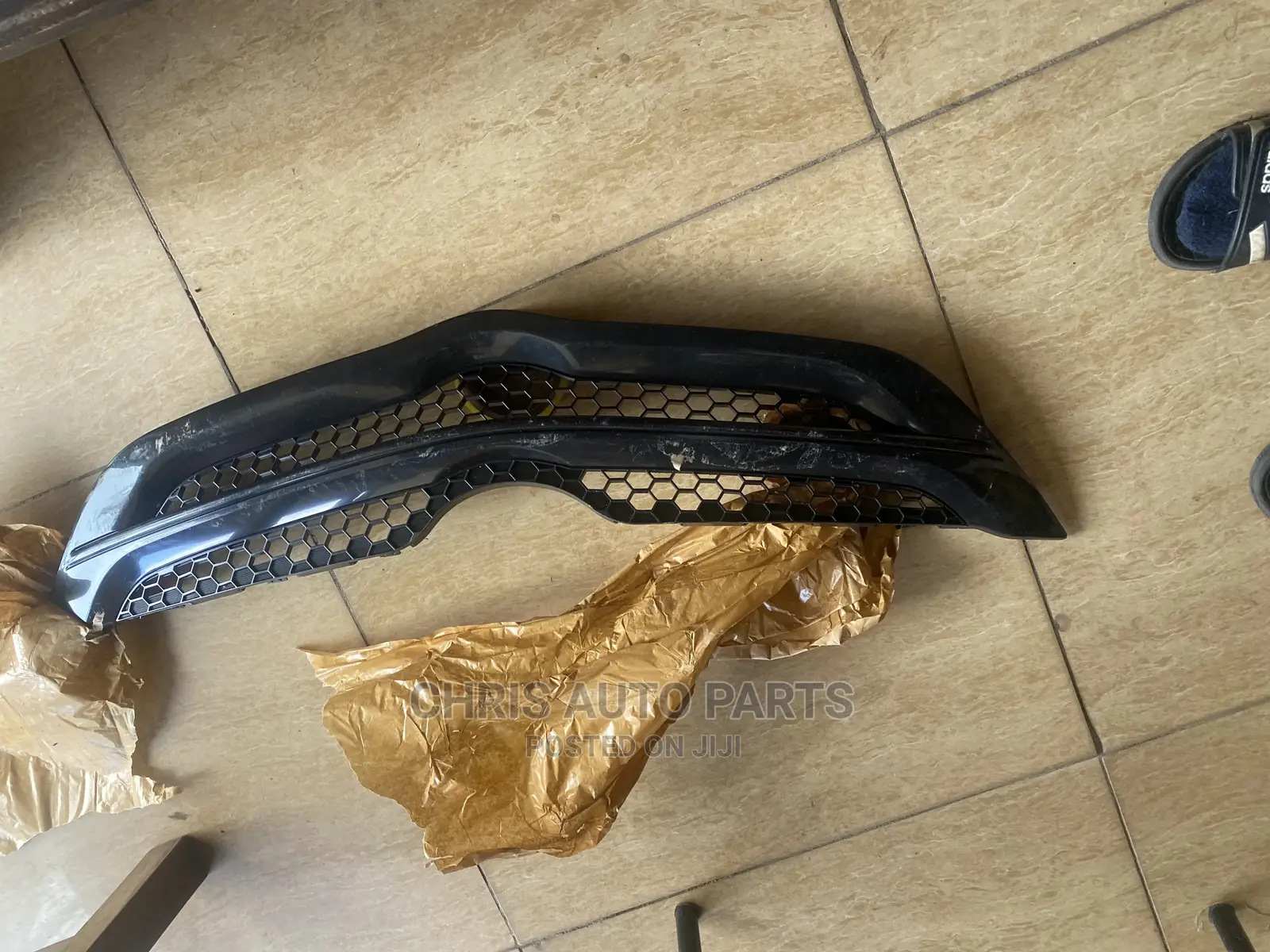 Toyota Yaris 08-10 Front Shells