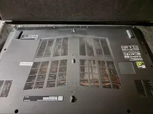 Laptop MSI GV62 8RD 8GB Intel Core I5 HDD+SSD 1.5T