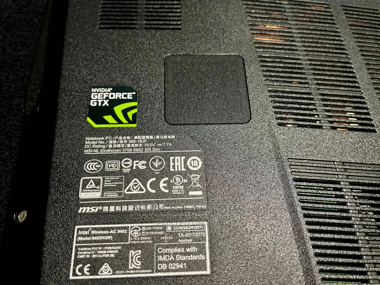 Laptop MSI GV62 8RD 8GB Intel Core I5 HDD+SSD 1.5T
