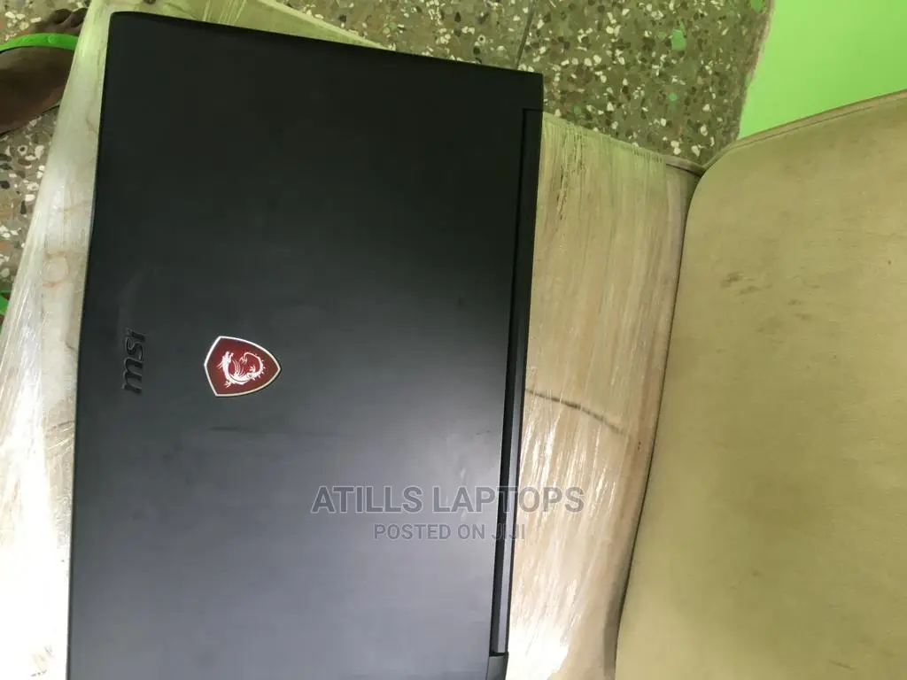 Laptop MSI GV62 8RD 8GB Intel Core I5 HDD+SSD 1.5T