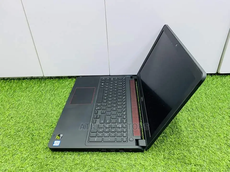Laptop Dell Inspiron 15 7559 16GB Intel Core I7 HDD 1T