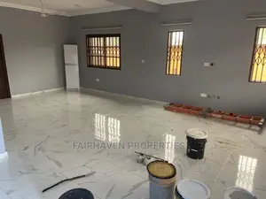 4bdrm House in Tseaddo, Airport Residential Area for Rent