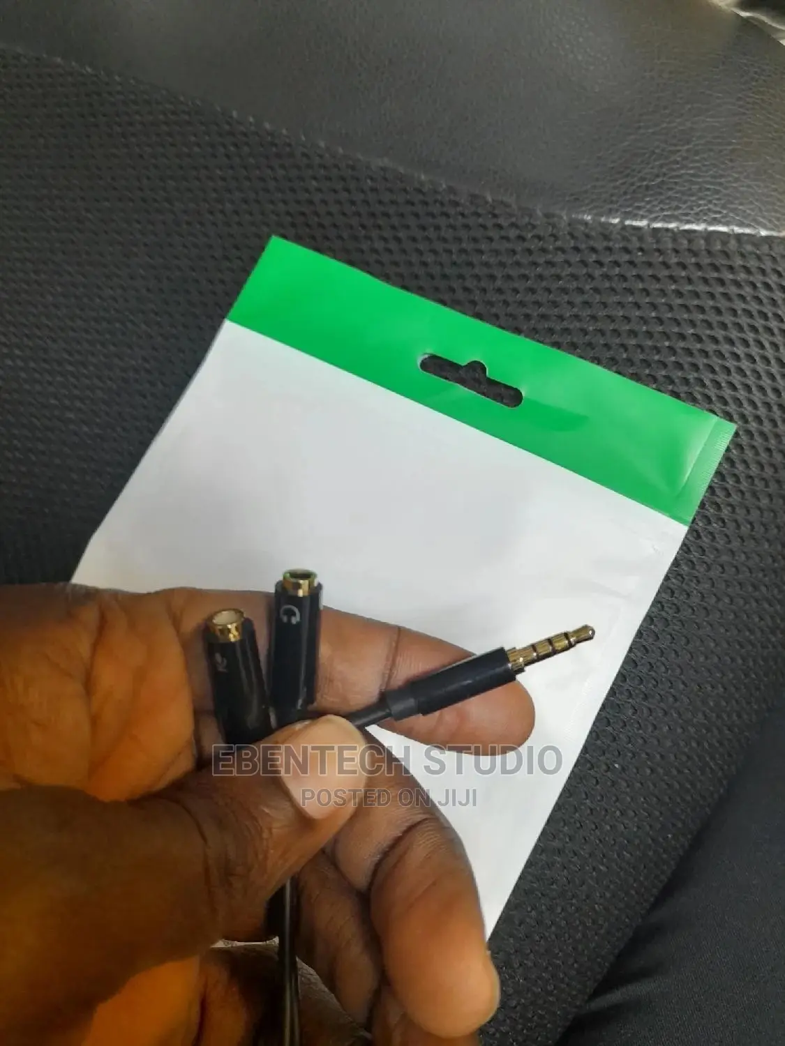 Headset Splitter 3.5mm Mini Jack to Mic and Speaker Quality