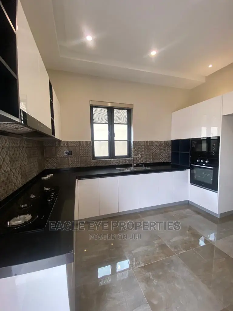 Furnished 3bdrm House in Airport Residential Area for Sale