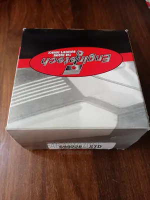 0652. Ford. Original Enginetech Piston Ring From USA. S90228