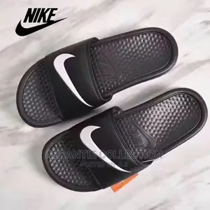 Nike Benassi
