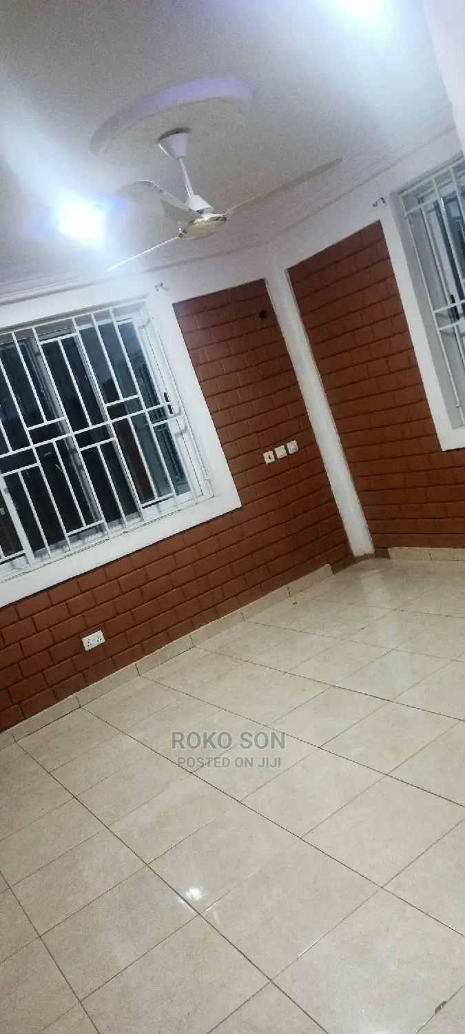 2bdrm Apartment in Dr Roko, Pokuase for rent