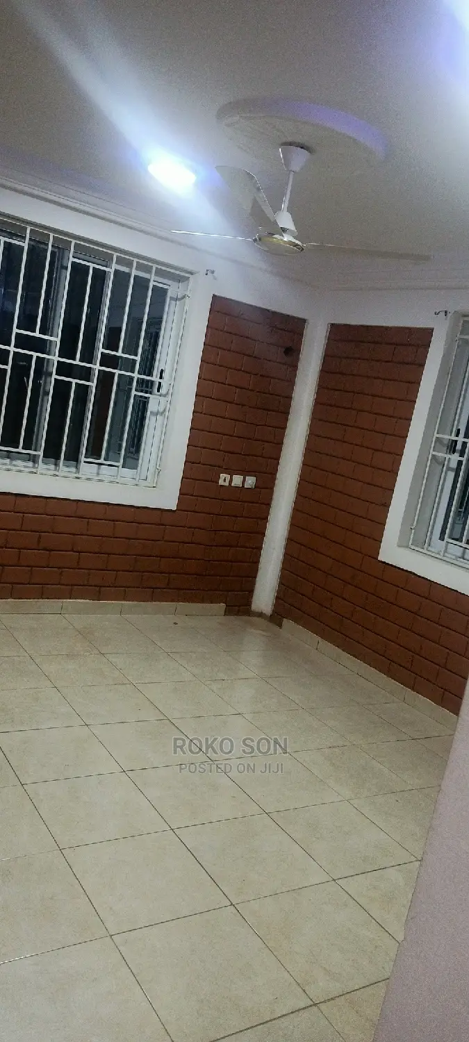 2bdrm Apartment in Dr Roko, Pokuase for rent