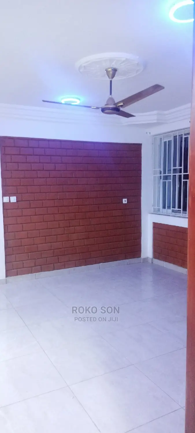 2bdrm Apartment in Dr Roko, Pokuase for rent