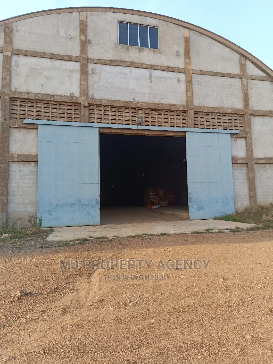 5500sqm 3500sqm Warehouse at Tema
