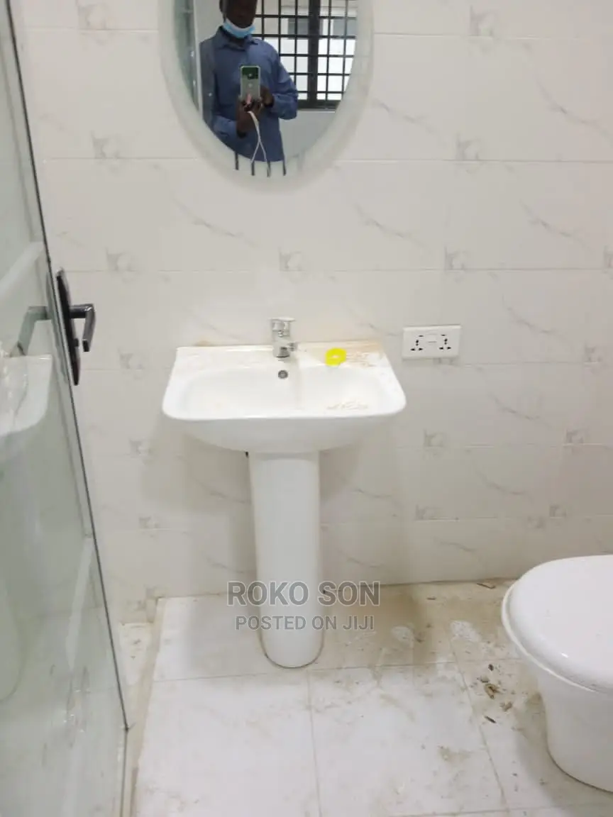 4bdrm Duplex in Dr Roko, Abelemkpe for Sale