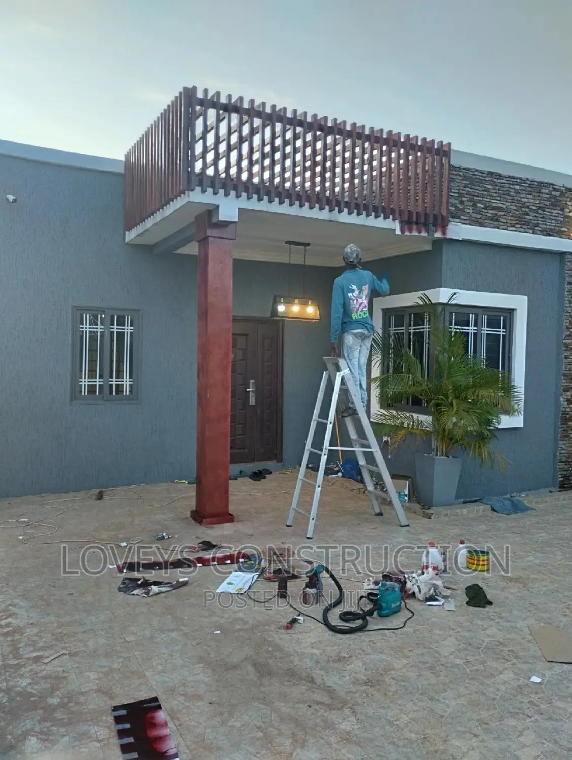Lovey's Pergola